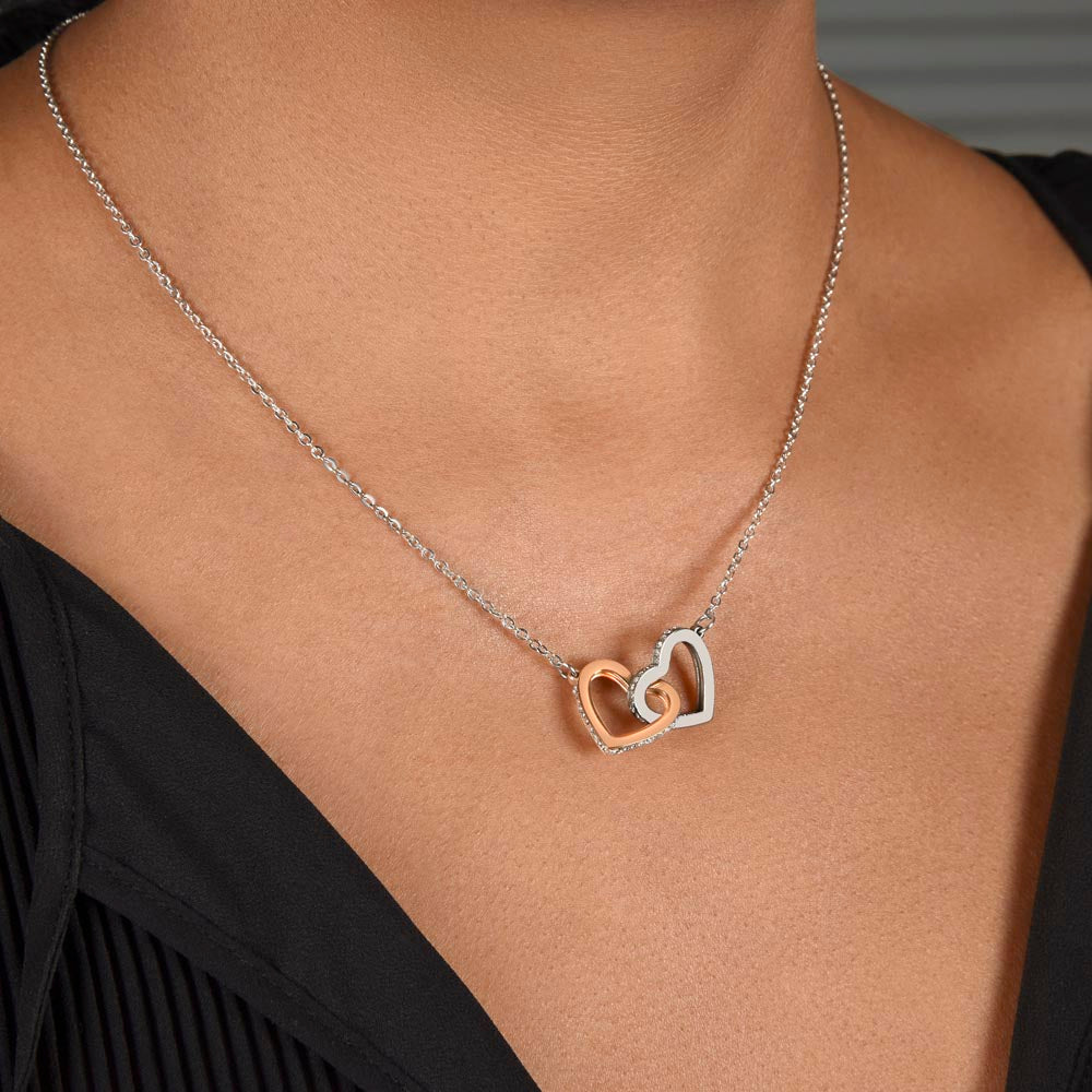 Auntie - Niece Forever Necklace | Interlocking Hearts for Mother's Day Gift